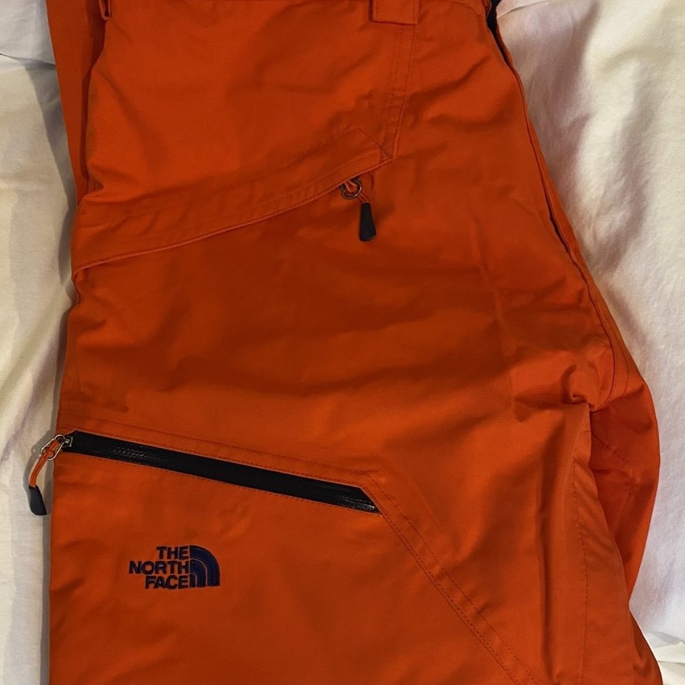 Men's North Face Hyvent Insulated Ski Pants